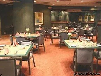 Fairfield Inn & Suites By Marriott Columbus Airport 3*,