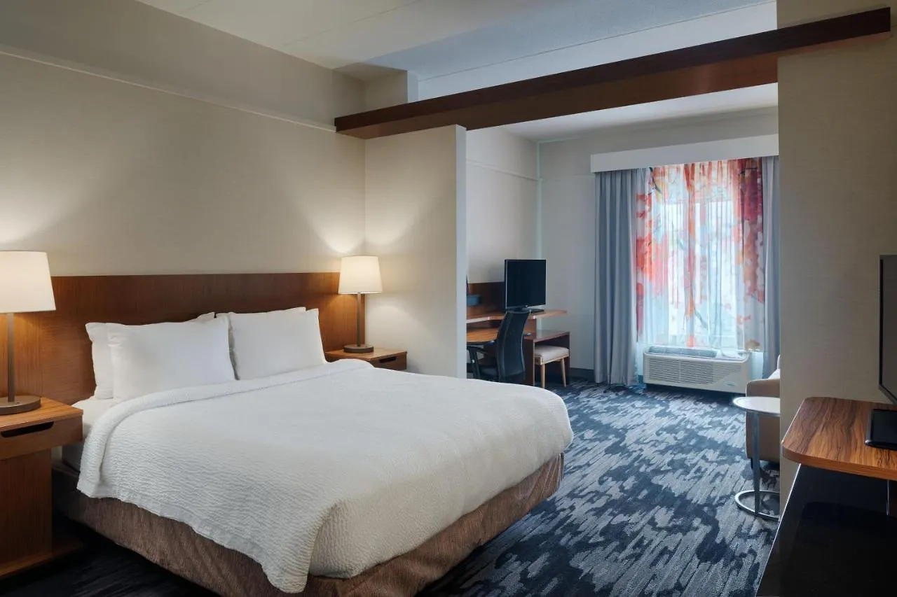 Fairfield Inn & Suites By Marriott Columbus Airport 3*,  United States