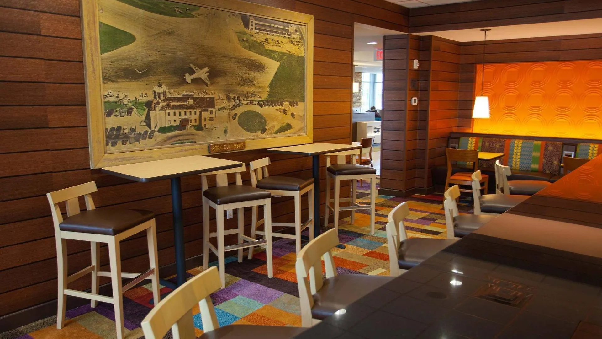 Fairfield Inn & Suites By Marriott Columbus Airport Hotel
